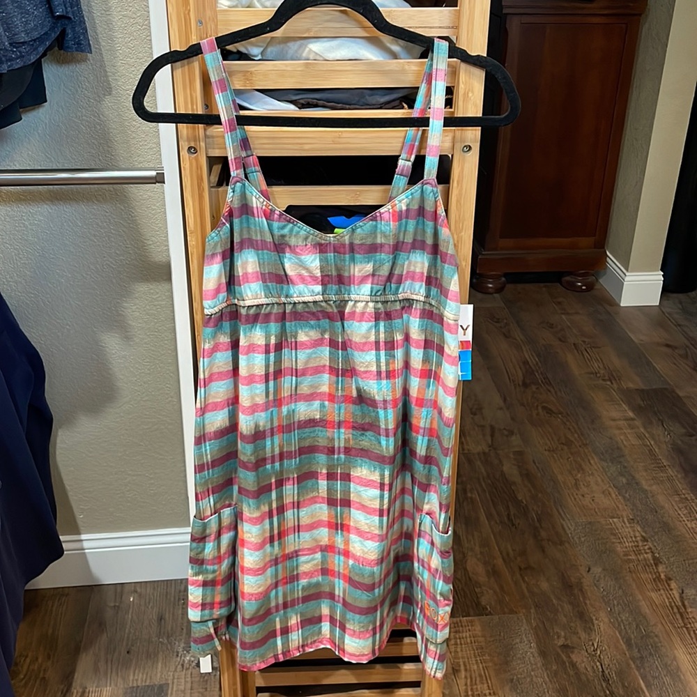 NWT Pink/Blue/Tan Roxy Dress